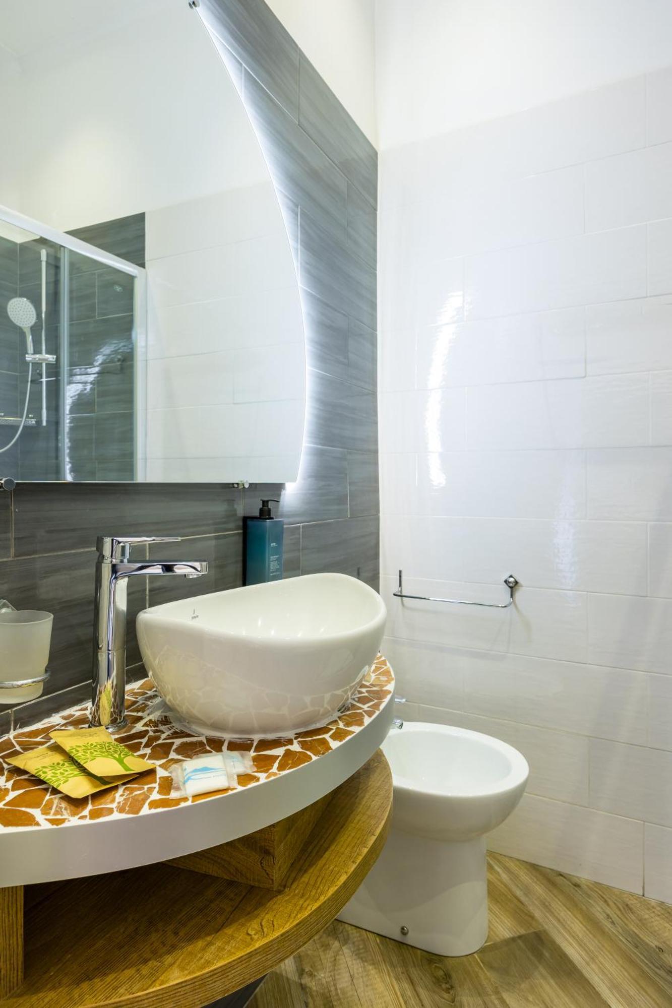 Bella Hotel 3*